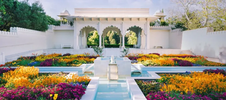 Hang Out at the Hamilton Garden