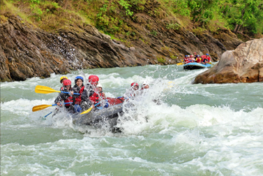 River Rafting in Trishuli River