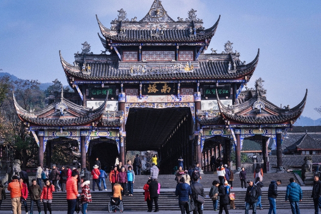 Arooha guest by the steps of DUjiangyan gate at Sichuan in China