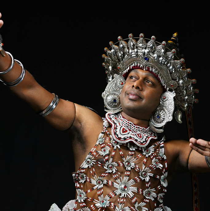 Sri lanka - Enjoy Cultural Performances