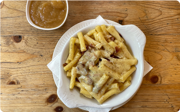 Eat the Swiss Version of Mac n Cheese Älplermagronen 