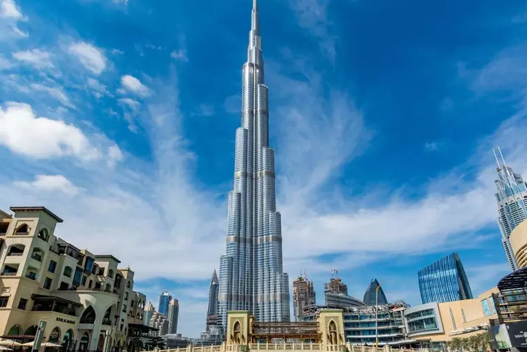 Private Dubai City Tour with Burj Khalifa & Evening Desert Safari Tour