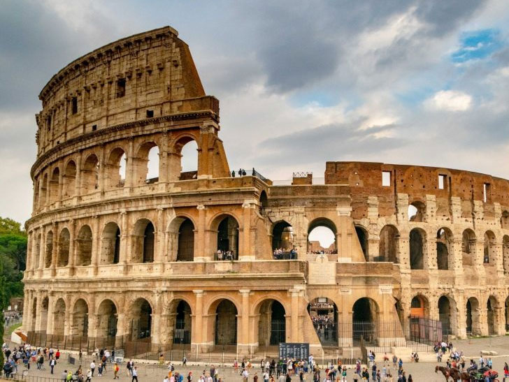 COLOSSEUM VATICAN CITY