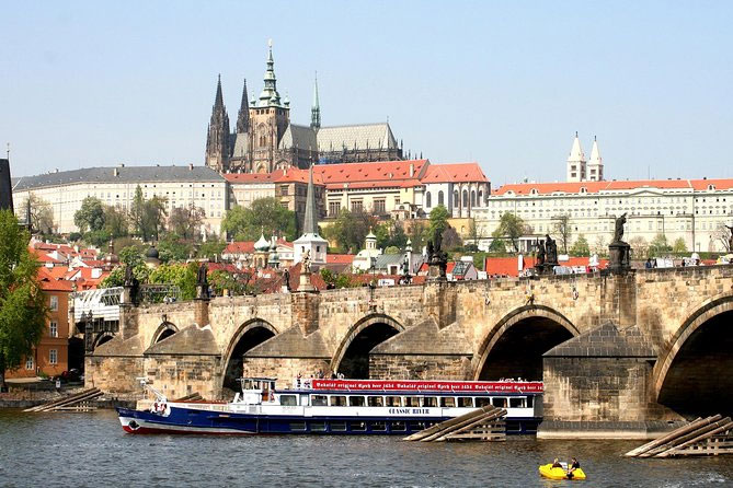 Prague Castle And Boat Cruise